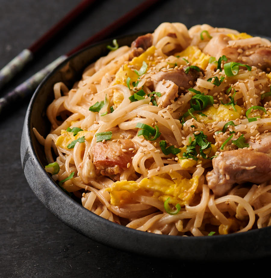 Make Quick Thai Sesame Noodles: Better Than Takeout